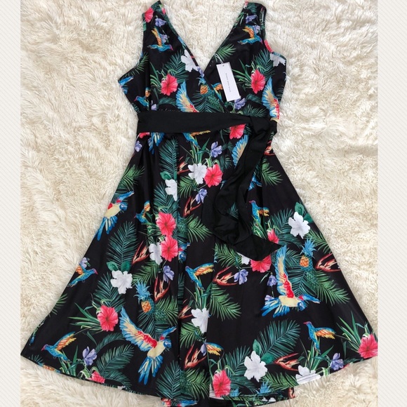 Rainforest Romance Midi Dress Faux Wrap 22/24 Plus - Picture 2 of 5